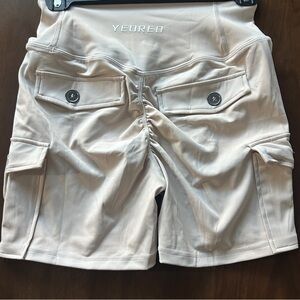 Yeoreo Beige Cargo Shorts S